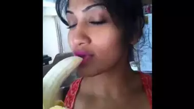 indian babe namitahoing how touck cock