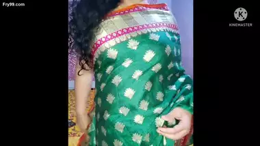 Marathi Vaini – Sex chat with boyfriend and showing boobs and undergarments