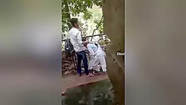 Today Exclusive- Desi Clg Lover Outdoor Romance And Sex Capture By Hidden Cam