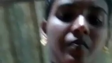 Tamil Bhabhi Record Her Nude Video