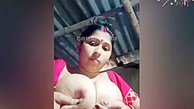 Desi Aunty - Excellent Sex Video Big Tits Unbelievable , Take A Look