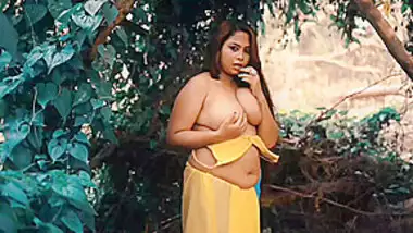 Indian Hot Model Parna Big Boobs Part 3