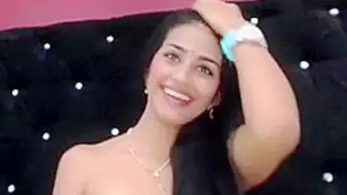 Bhabi Shows Body Live