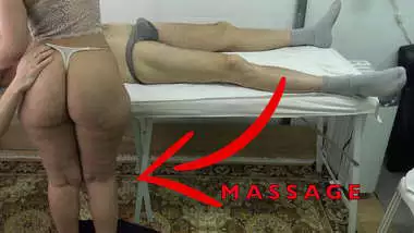 Maid Masseuse with Big Butt let me Lift her Dress & Fingered her Pussy While she Massaged my Dick !