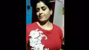 Beautiful Bhabhi in Bathroom