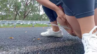 Pissing in the Middle of the Road