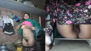 Desi village girl fingering at home viral MMS