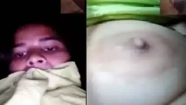 Dehati girl boob show on video call viral show