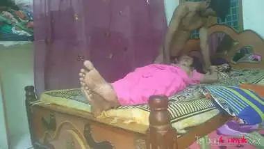 Real Telugu Couple Talking While Having Intimate Sex In This Homemade Indian Sex Tape