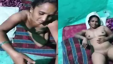 Village Tamil sex aunty putting condom before sex