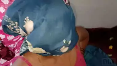 Stepmom fucked hard in her big ass Indian Cute Desi nude A man fucked a desi housewife infront of her husband