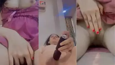 Nude Bhabhi presses boobs and fingers her pussy